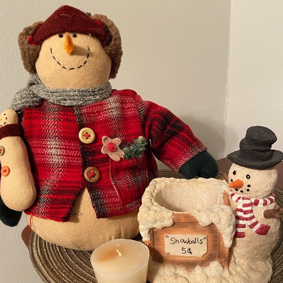 Other - Final Chance Snowman weighted bottom ceramic has